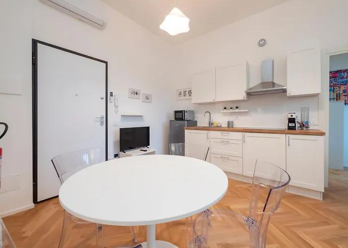 شقة I-host - Da Cortona 9 ميلان